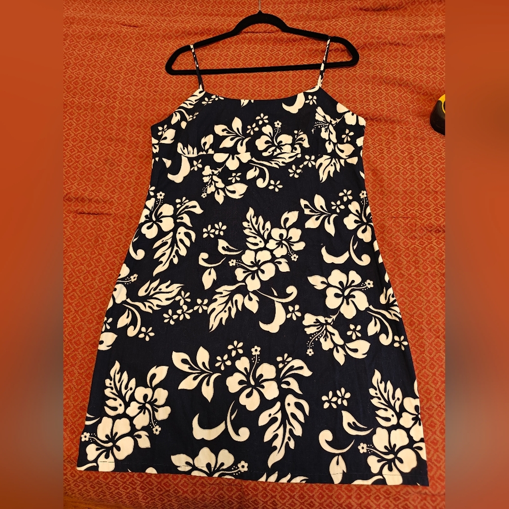 Women's Navy and White Floral Hawaiian Spaghetti-Strap Dress